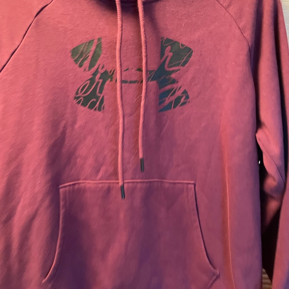 Under Armour sweatshirt women’s small
